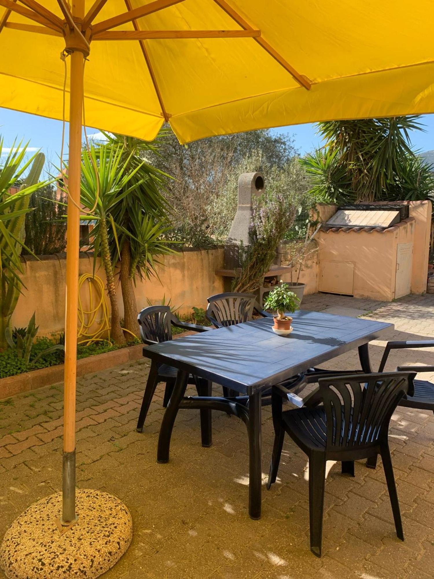 הוילה אורוסיי Casa Menuccia מראה חיצוני תמונה